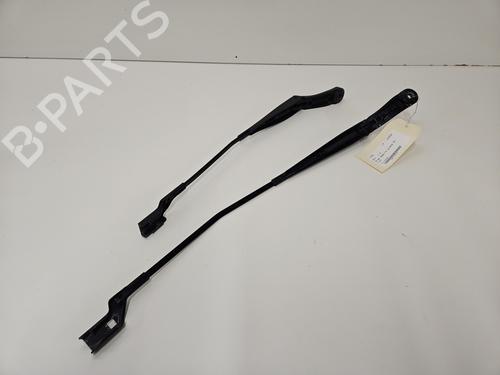 front-windshield-wiper-arm-ford-ka-iii-uk-fk-2014-33714327 main image