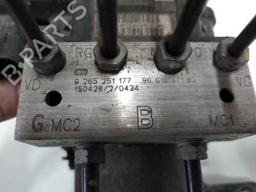 Used ABS pump ABS pump PEUGEOT EXPERT Van (VF3A_, VF3U_, VF3X_) 1.6 HDi 90 8V (90 hp) 20893394 20893394