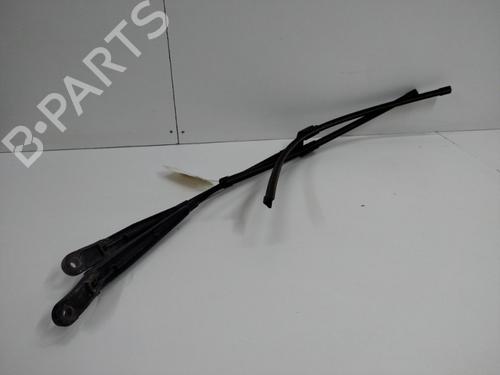 Used Front windshield wiper arm PEUGEOT 5008 (0U_, 0E_) 2.0 HDi 150 / BlueHDi 150 (150 hp) 20901797