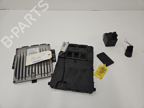 Used Electronic module RENAULT MEGANE II (BM0/1_, CM0/1_) 1.5 dCi (BM02, BM13, BM2A, CM02, CM13) (101 hp) 27330268