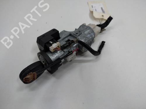 Used Ignition barrel NISSAN X-TRAIL I (T30) 2.0 4x4 (140 hp) 20902151