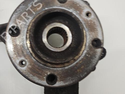 Used Right front steering knuckle Right front steering knuckle CITROËN C4 II (NC_) 1.6 HDi 110 (112 hp) 33834644 33834644