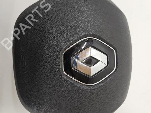 driver-airbag-renault-megane-iv-hatchback-b9amn_-2015-36571799 main image