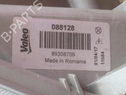 Right headlight RENAULT TRAFIC II Van (FL) 1.9 dCi 80 (FL0B) | BP20899053C29 