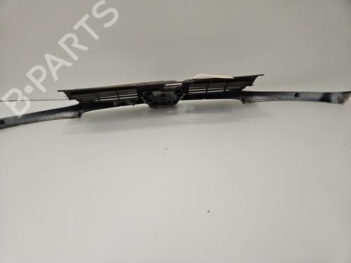 Grill Grill PEUGEOT 206 Hatchback (2A/C) 1.4 i (75 hp) 33968298 33968298