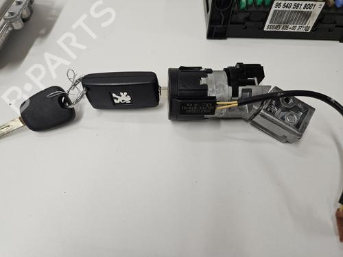 Used Electronic module Electronic module PEUGEOT 308 I (4A_, 4C_) 1.6 HDi (90 hp) 34385179 34385179