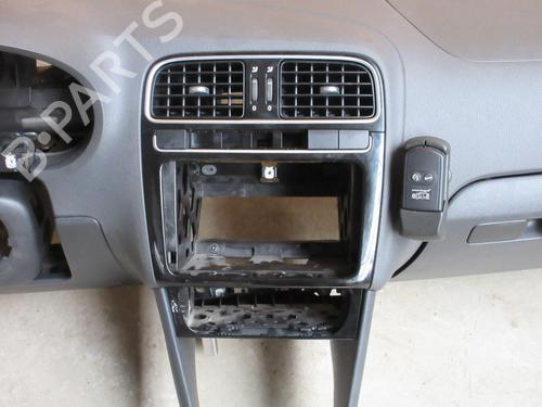 Used Dashboard Dashboard VW POLO V (6R1, 6C1) 1.4 GTI (180 hp) 20894570 20894570