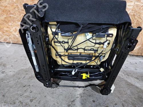 Left front seat RENAULT MEGANE IV Hatchback (B9A/M/N_) 1.5 Blue dCi 115 (B9A6) | BP31301357C15