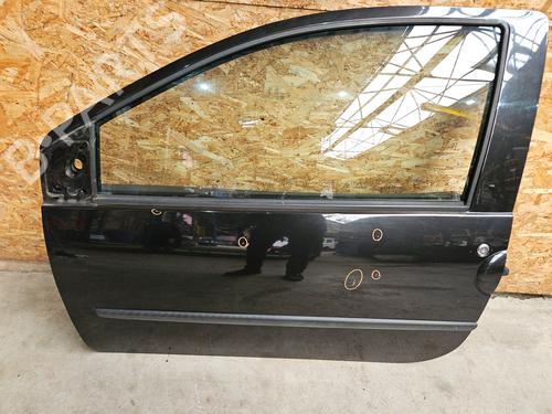Used Left front door RENAULT TWINGO II (CN0_) 1.2 16V (CN04, CN0B) (75 hp) 30139407