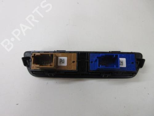 Used Switch Switch PEUGEOT 208 I (CA_, CC_) 1.6 BlueHDi 100 (100 hp) 22107202 22107202