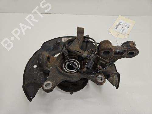Used Left front steering knuckle Left front steering knuckle TOYOTA YARIS (_P13_) 1.5 Hybrid (NHP130_, NHP130) (101 hp) 26402183 26402183