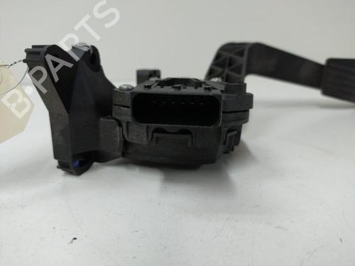 Used Pedal Pedal FIAT 500X (334_) 1.6 D Multijet (334AXA1B, 334AXA11) (120 hp) 20888643 20888643