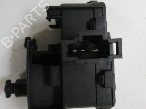 Fuel door actuator AUDI A4 B8 Avant (8K5) 2.0 TDI | BP22106975E18 