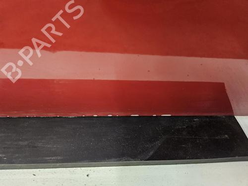 Used Right front door Right front door 38102242 38102242