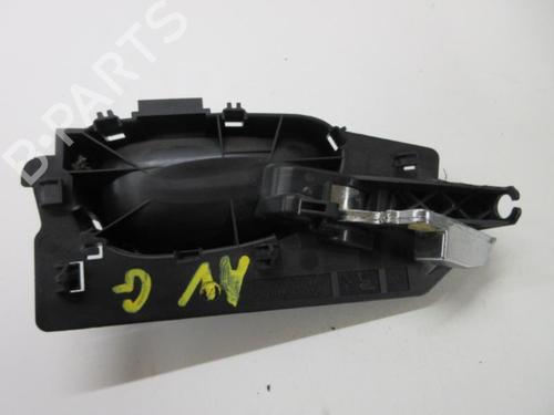 Used Front left interior door handle Front left interior door handle PEUGEOT 307 Break (3E) 2.0 HDI 90 (90 hp) 20889424 20889424