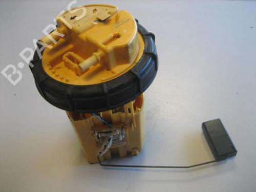 Used Fuel pump CITROËN XSARA PICASSO (N68) 2.0 HDi (90 hp) 22105679