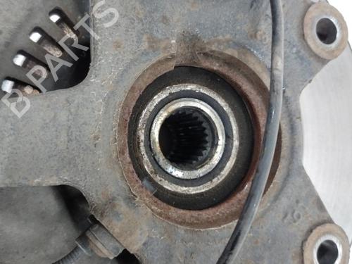Used Right front steering knuckle Right front steering knuckle RENAULT CLIO V (B7_) 1.0 TCe 100 (B7MT) (101 hp) 20896033 20896033
