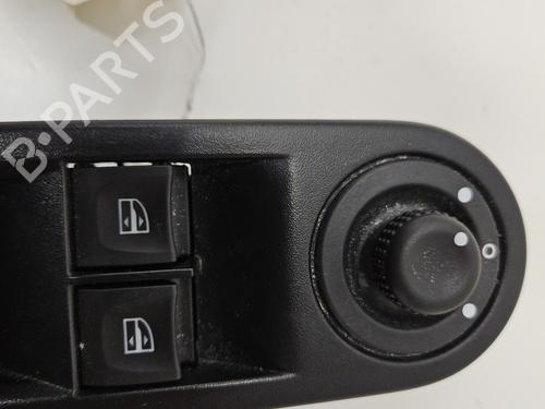 Used Left front window switch Left front window switch RENAULT TWINGO III (BCM_, BCA_) 1.0 SCe 75 (73 hp) 32664582 32664582