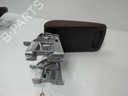 Used Armrest / Center console Armrest / Center console AUDI A3 (8V1, 8VK) 2.0 TDI (150 hp) 22109136 22109136