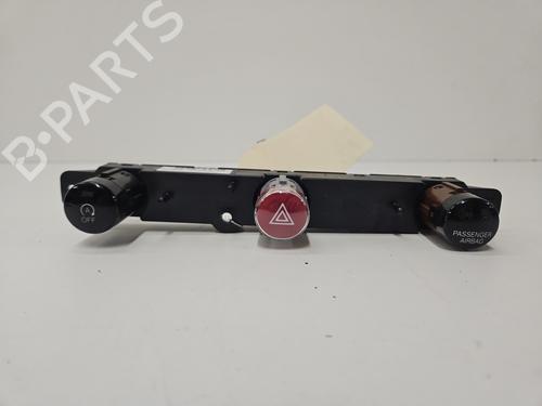 warning-switch-fiat-500x-334_-2014-25216103 main image