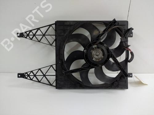 Used Radiator fan VW POLO (9N_, 9A_) 1.2 12V (64 hp) 20907883