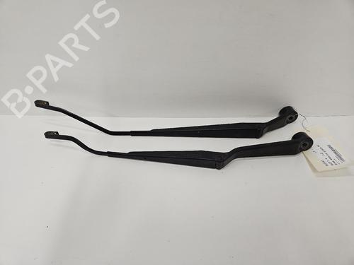 front-windshield-wiper-arm-suzuki-swift-iv-fz-nz-2010-38009185 main image