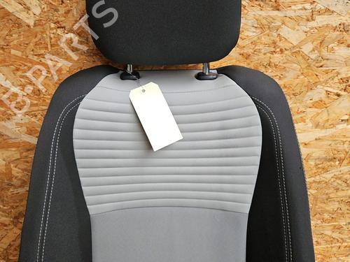 Right front seat TOYOTA YARIS (_P13_) 1.5 Hybrid (NHP130_, NHP130) | BP26496311C16 