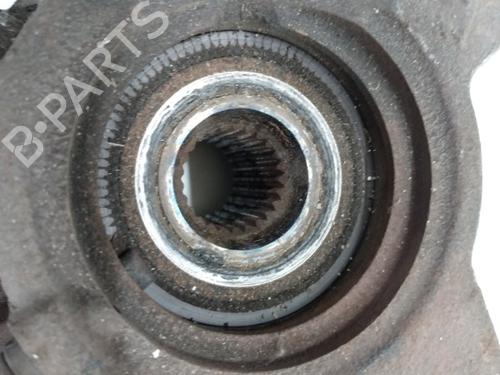 Used Right front steering knuckle Right front steering knuckle RENAULT CLIO V (B7_) 1.5 Blue dCi 85 (B7AG) (86 hp) 20901923 20901923