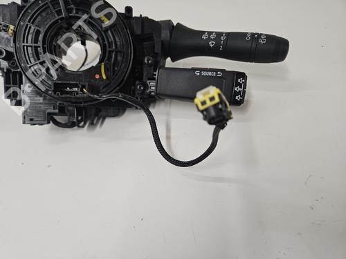 Used Steering column stalk Steering column stalk RENAULT CLIO V (B7_) 1.5 Blue dCi 100 (B7AD) (101 hp) 35937459 35937459