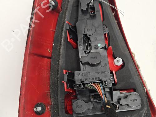 Right taillight VW GOLF IV Variant (1J5) 1.4 16V | BP31071803C35