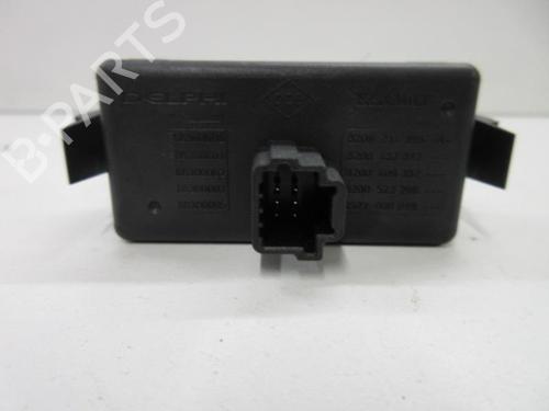 Used Warning switch Warning switch RENAULT TWINGO II (CN0_) 1.5 dCi 75 (75 hp) 20900355 20900355