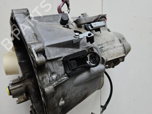 Gearbox CITROËN C3 II (SC_) 1.6 BlueHDi 100 | BP28709934M3