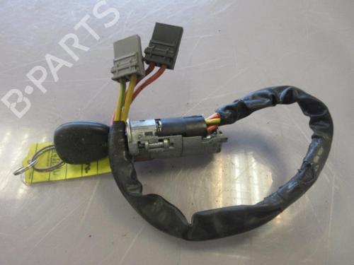 Used Ignition barrel RENAULT LAGUNA I (B56_, 556_) 1.9 dTi (B56J) (98 hp) 22106388