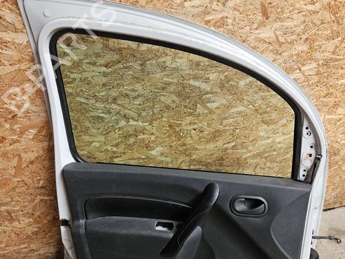 Used Left front door Left front door RENAULT KANGOO Express (FW0/1_) Z.E. (FW0Z, FW1Z) (60 hp) 35995453 35995453