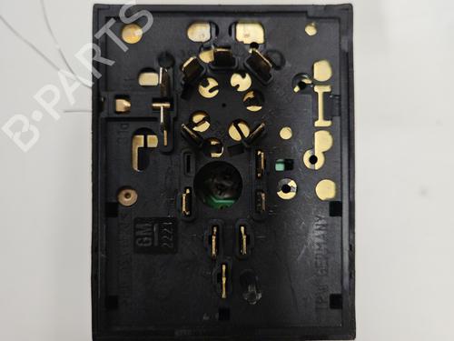 Used Headlight switch OPEL ZAFIRA A MPV (T98) 2.2 DTI 16V (F75) (125 hp) 26929069