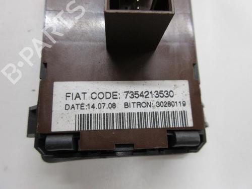 Used Headlight switch Headlight switch CITROËN JUMPER II Van 2.2 HDi 120 (120 hp) 22108294 22108294