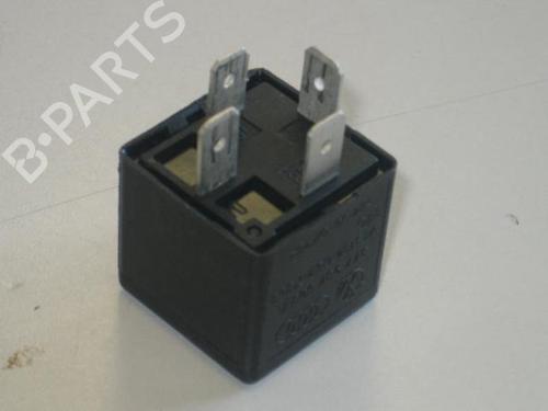 Module électronique VW FOX Hatchback (5Z1, 5Z3, 5Z4) 1.4 TDI (70 hp) 22105865