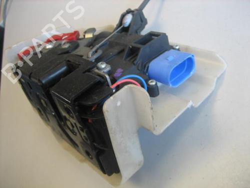 Front left lock VW TOURAN (1T1, 1T2) 2.0 TDI 16V | BP20909542C98 