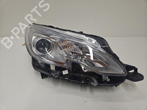 Used Right headlight PEUGEOT 2008 I (CU_) 1.2 VTi (82 hp) 32689476