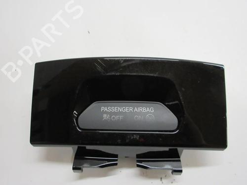 Multifunctionele display FORD FIESTA VI (CB1, CCN) 1.5 TDCi (75 hp) 22108190