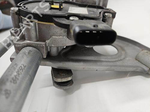 front-wiper-motor-bmw-3-touring-f31-2012-2013-2014-2015-2016-2017-2018-2019-29599183 main image