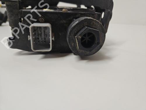 Elektrisk parkeringsbremse RENAULT SCÉNIC II (JM0/1_) 1.6 (JM0C, JM0J, JM1B) | BP30380855E5