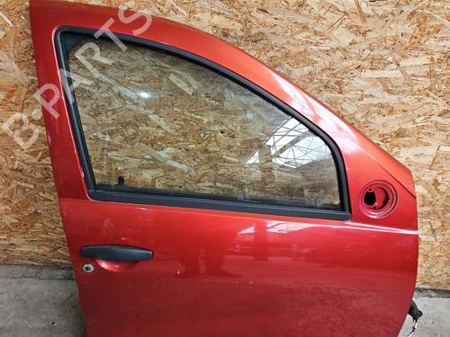 Used Right front door DACIA SANDERO 1.2 16V (75 hp) 29196660