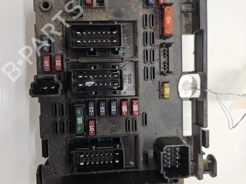 Used Fuse box CITROËN XSARA (N1) 1.6 16V (109 hp) 23966063
