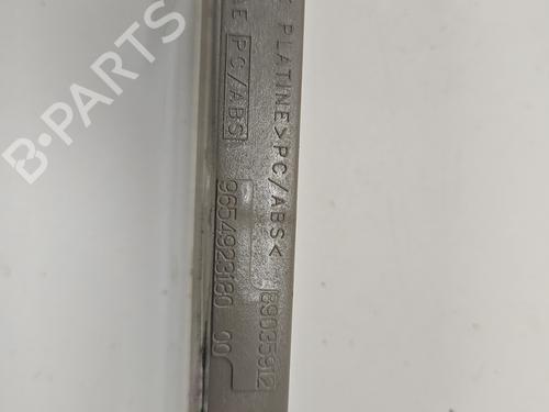 third-brake-light-peugeot-508-i-8d_-2010-2011-2012-2013-2014-2015-2016-2017-2018-28445498 main image