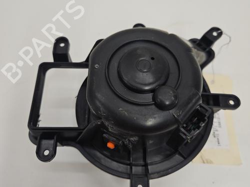 Used Heater blower motor PEUGEOT 5008 (0U_, 0E_) 1.6 HDi (112 hp) 31818998