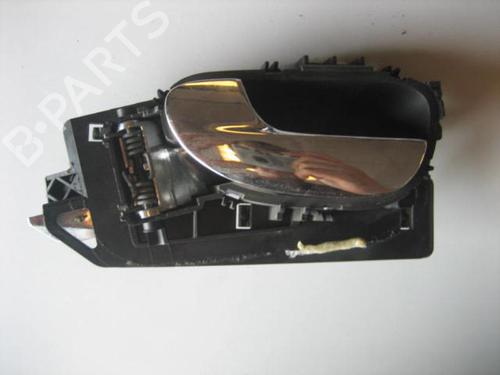 Used Rear left interior door handle PEUGEOT 307 Break (3E) 2.0 HDI 110 (107 hp) 22105115