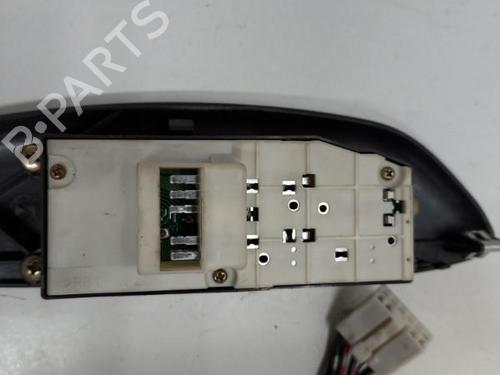 Used Left front window switch Left front window switch TOYOTA YARIS (_P1_) 1.0 (SCP10_, SCP10R) (65 hp) 20888075 20888075