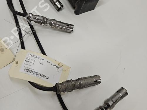 Used Ignition coil Ignition coil VW GOLF IV (1J1) 1.6 (100 hp) 30555634 30555634
