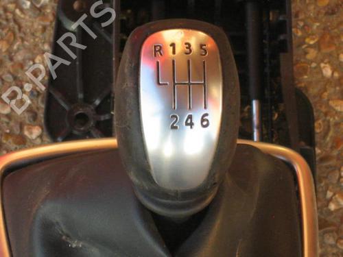 Used Gear lever Gear lever RENAULT LAGUNA III (BT0/1) 2.0 dCi (BT01, BT08, BT09, BT0E, BT0K, BT12, BT1C, BT1D,... (150 hp) 22106042 22106042